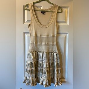 Bebe beige summer dress in size M. Stretchy